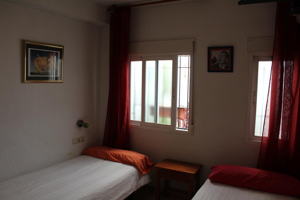 Hostal Nuevas Naciones Granada Rom bilde
