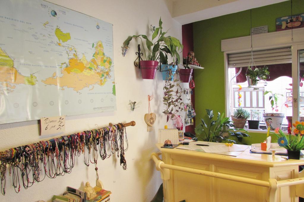 Hostal Nuevas Naciones Granada Eksteriør bilde