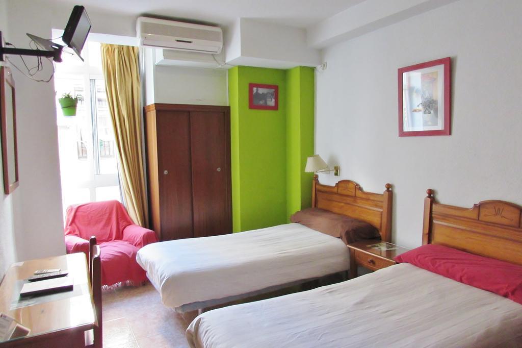 Hostal Nuevas Naciones Granada Eksteriør bilde