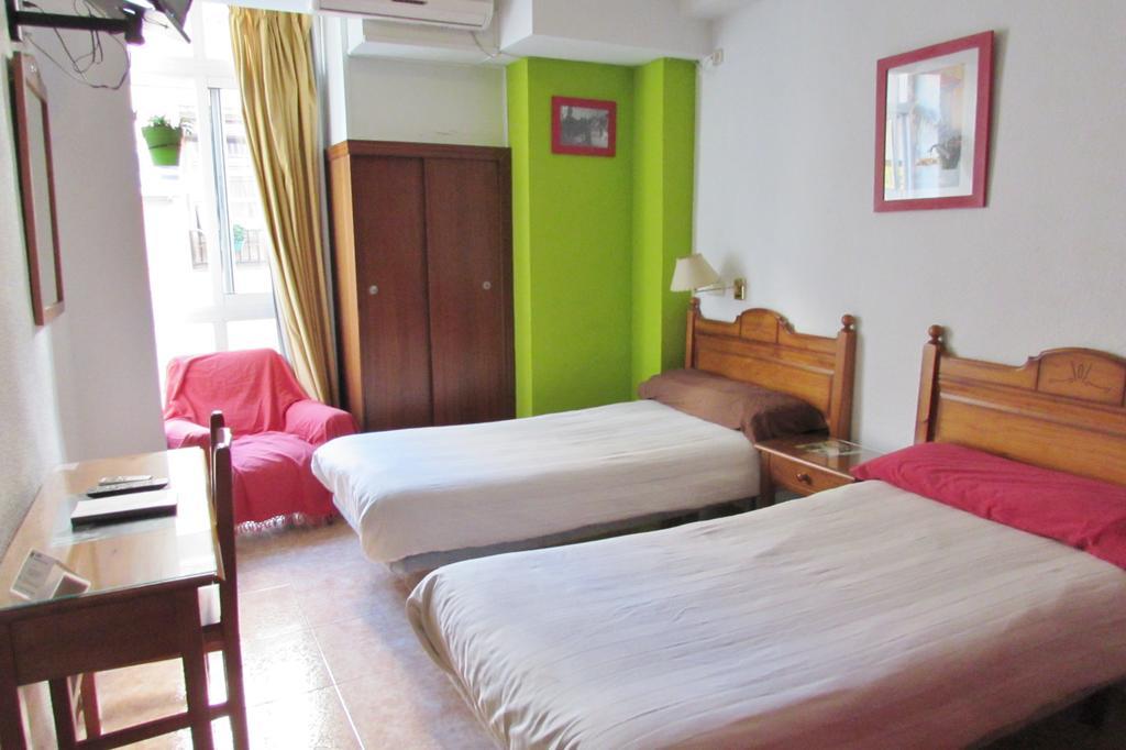 Hostal Nuevas Naciones Granada Eksteriør bilde